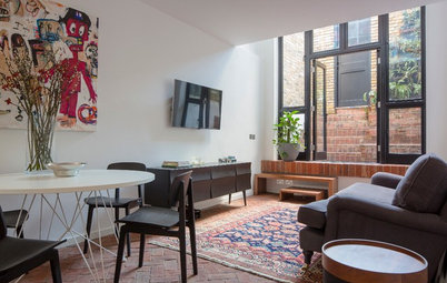 Houzz Tour: Thoughtful Design Works Its Magic in a Narrow London Home