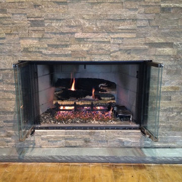 Woodburning fireplace with Gas Log Set
