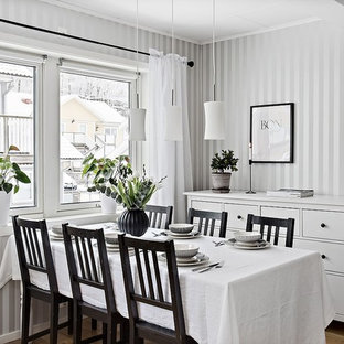 Inspiration för en nordisk matplats, med flerfärgade väggar