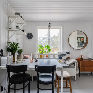 Minimalistisk inredning av en matplats