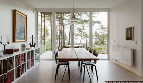 A Swedish Home Blends Into Its Coastal Landscape