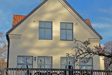 Dining room - large traditional dining room idea in Malmo