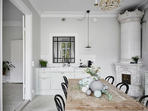 Traditional Dining Room by Anders Bergstedt Photography