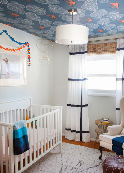Неоклассика Комната для малыша A Daydream Ceiling Blue & Orange Nursery