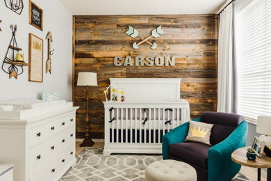 タンパにあるカントリー風のおしゃれな赤ちゃん部屋の写真