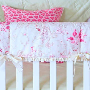 Bumper-free crib bedding for girls