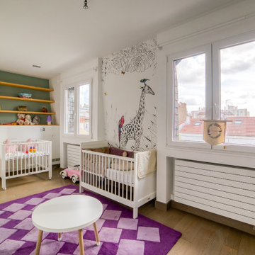 Chambre bébé avec papier peint Savane