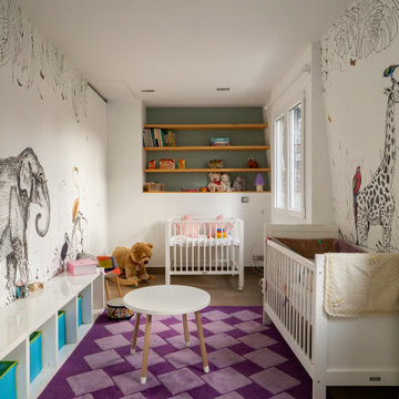 Chambre bébé avec papier peint Savane