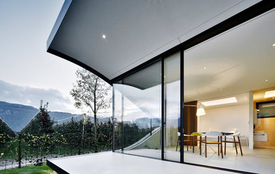 Houzz Tour: An Incredible Mirrored Countryside Retreat