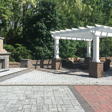 10,000-sq-ft Outdoor Paver Gallery at Yardville Supply