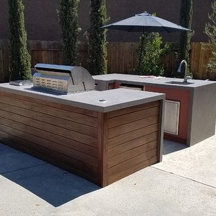Patio - modern patio idea in Sacramento