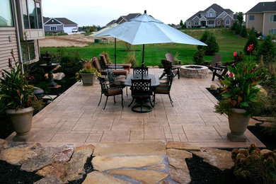 Inspiration for a timeless patio remodel in Burlington