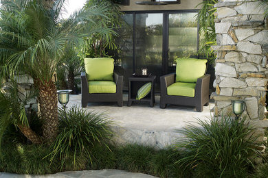 Inspiration for a modern patio in San Diego.