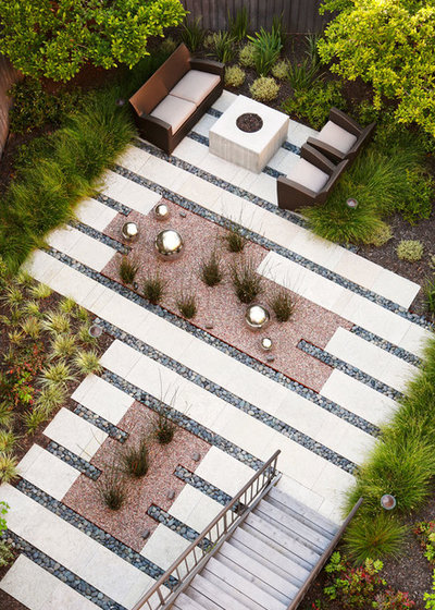 Contemporary Patio by Arterra Landscape Architects