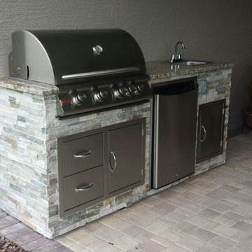 7ft Compact Grill Unit