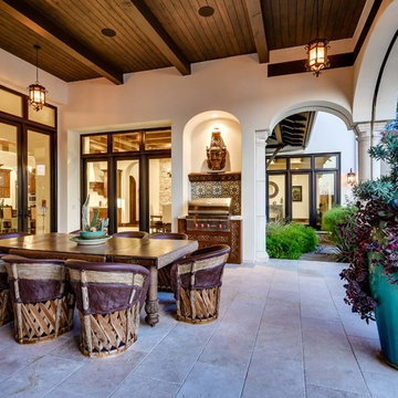 A Little Hacienda on the Lake