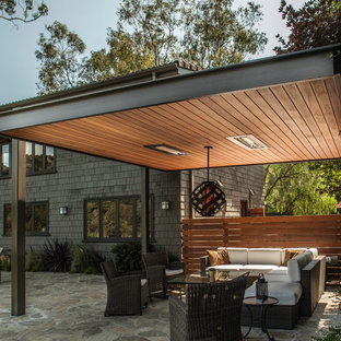 Inspiration for a contemporary patio remodel in Los Angeles