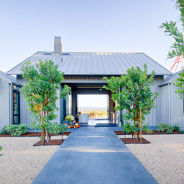AG Bi-Folds Create an Indoor-Outdoor Tasting Experience at Robert Young Winery