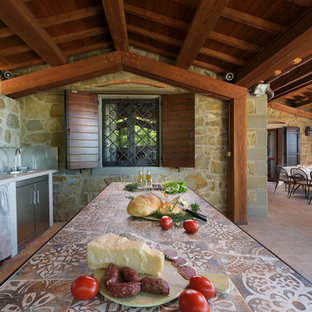 Foto di un patio o portico mediterraneo