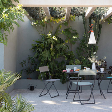 anytime balcony chair and regular size table