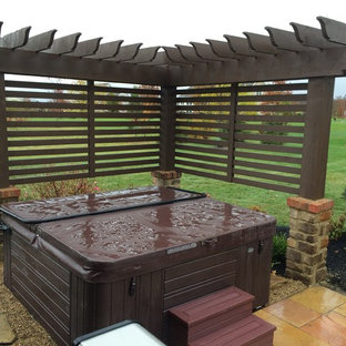 Arbor Screen for Hot Tub