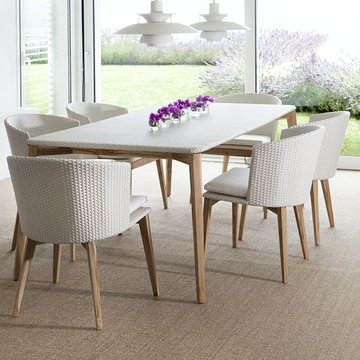 Arc Wicker Dining Table and Chairs