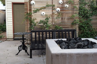 Example of a trendy patio design in Denver