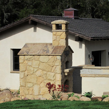 Authentic Santa Barbara Sandstone Pizza Oven