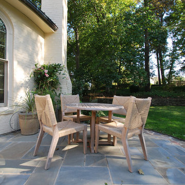 Auxiliary Outdoor Dining Area