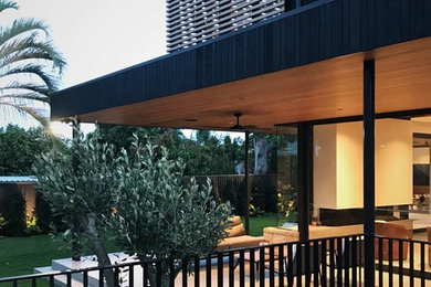 Contemporary patio in Brisbane.