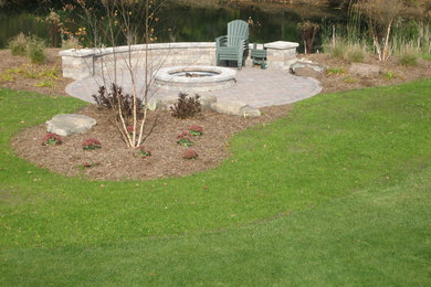 Inspiration for a timeless patio remodel in Grand Rapids