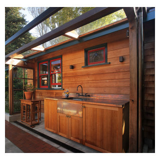 Backyard Cottages - Rustic - Patio - San Francisco - by Sogno Design Group  | Houzz