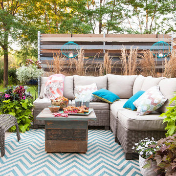 Backyard Patio Lounge