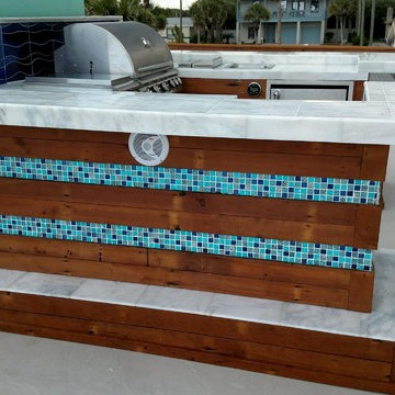 Beach Style Turquise Reclaimed Wood Outdoor Kitchen