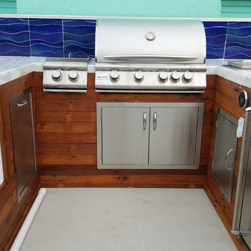 Beach Style Turquise Reclaimed Wood Outdoor Kitchen