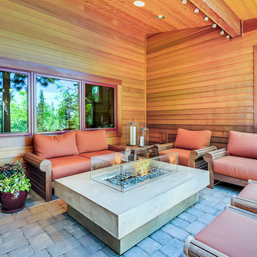 Bend, Oregon Mountain Modern Home-Covered Patio