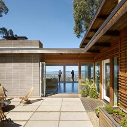 https://www.houzz.com/photos/berkeley-hills-house-midcentury-patio-san-francisco-phvw-vp~1875360