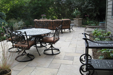 Photo of a classic patio in Minneapolis.