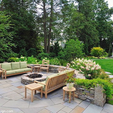 Bluestone patio with seat wall and fire pit