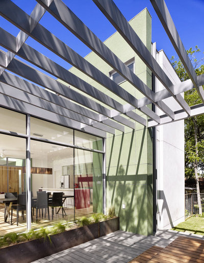 Modern Patio by Baldridge Architects