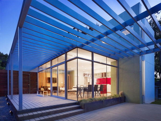Modern Patio by Baldridge Architects