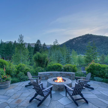 Broken Arrow Lodge at Squaw Valley USA