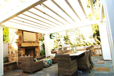 Inspiration for a rustic patio remodel in Los Angeles