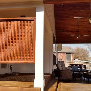 Brushy Creek, TX, covered patio with all the trimmings under one roof!