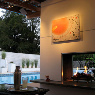 Example of a minimalist patio design in Philadelphia
