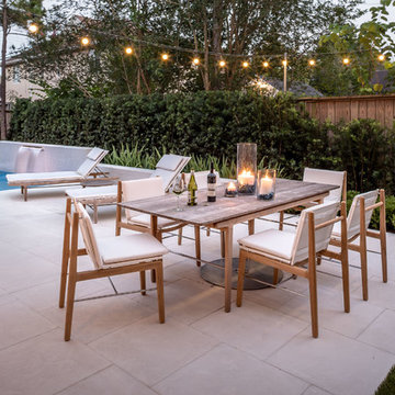 Chic Modern Swimming Pool and Garden