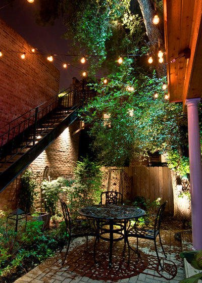 Traditional Courtyard by Accents Lighting