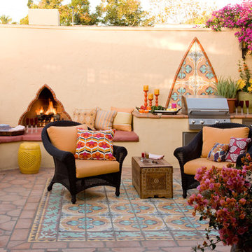 Colorful Moroccan outdoor living