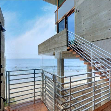 Concrete Home: Malibu, CA