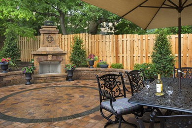 Elegant patio photo in St Louis